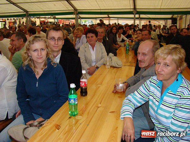 Zdjęcie w galerii na portalu naszraciborz.pl: Śląska laba – Oktoberfest 2009 wiadomości z regionu