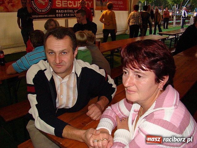 Zdjęcie w galerii na portalu naszraciborz.pl: Śląska laba – Oktoberfest 2009 wiadomości z regionu