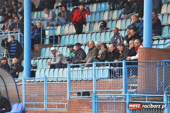 Zdjęcie w galerii na portalu naszraciborz.pl: IV liga: Bez bramek przy Srebrnej wiadomości z regionu