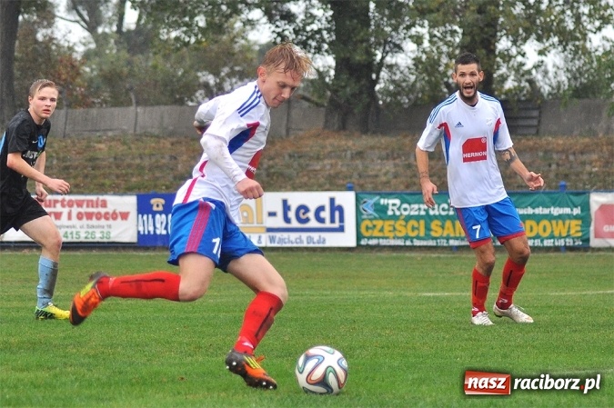 Zdjęcie w galerii na portalu naszraciborz.pl: IV liga: Bez bramek przy Srebrnej wiadomości z regionu