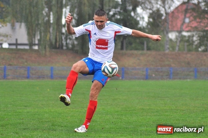Zdjęcie w galerii na portalu naszraciborz.pl: IV liga: Bez bramek przy Srebrnej wiadomości z regionu