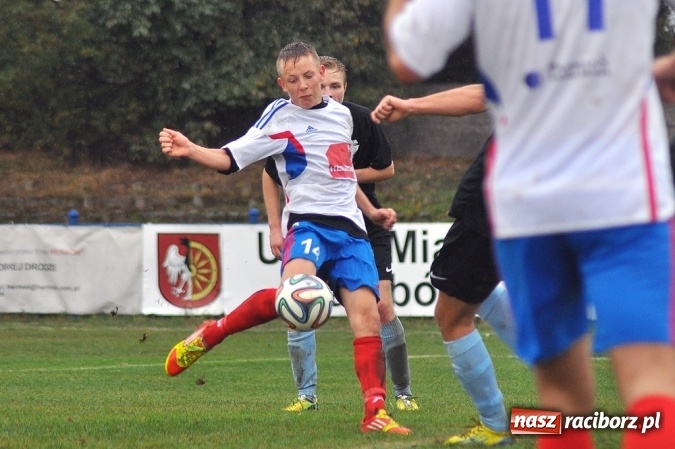 Zdjęcie w galerii na portalu naszraciborz.pl: IV liga: Bez bramek przy Srebrnej wiadomości z regionu