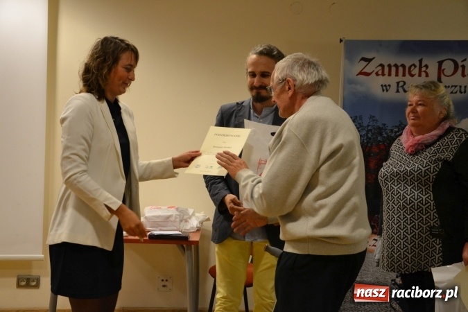 Zdjęcie w galerii na portalu naszraciborz.pl: Racibórz w obiektywie niepełnosprawnych. Na zamku podsumowano konkurs fotograficzny wiadomości z regionu