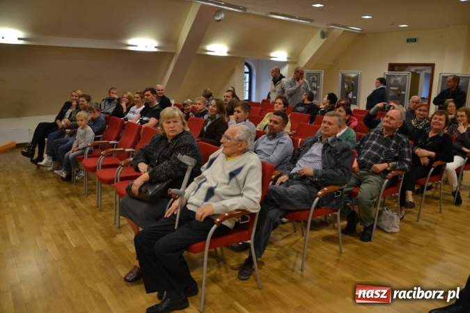 Zdjęcie w galerii na portalu naszraciborz.pl: Racibórz w obiektywie niepełnosprawnych. Na zamku podsumowano konkurs fotograficzny wiadomości z regionu