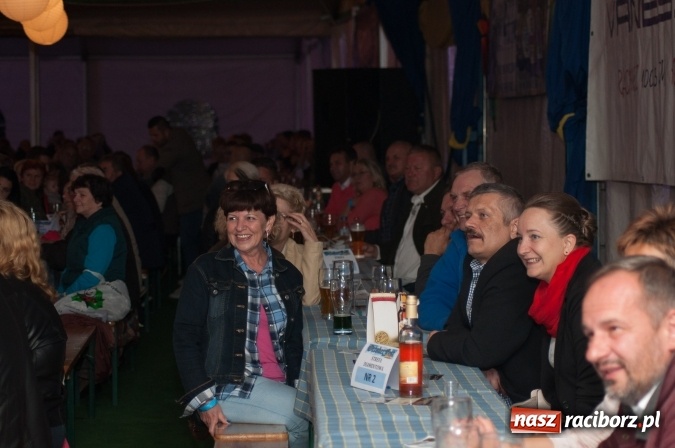 Zdjęcie w galerii na portalu naszraciborz.pl: Oktoberfest w Szymocicach – jak na Bajerach… wiadomości z regionu