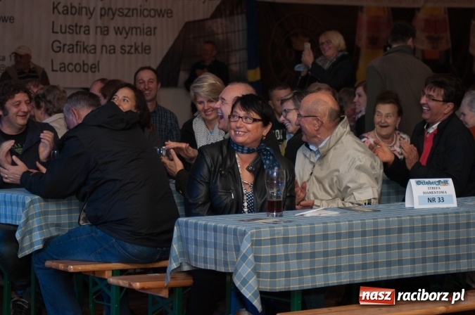 Zdjęcie w galerii na portalu naszraciborz.pl: Oktoberfest w Szymocicach – jak na Bajerach… wiadomości z regionu