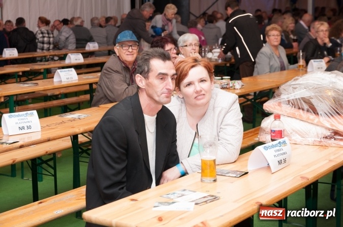 Zdjęcie w galerii na portalu naszraciborz.pl: Oktoberfest w Szymocicach – jak na Bajerach… wiadomości z regionu