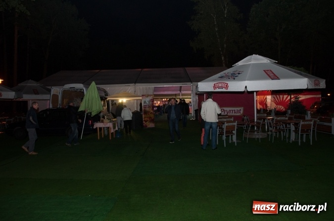 Zdjęcie w galerii na portalu naszraciborz.pl: Oktoberfest w Szymocicach – jak na Bajerach… wiadomości z regionu