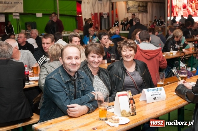 Zdjęcie w galerii na portalu naszraciborz.pl: Oktoberfest w Szymocicach – jak na Bajerach… wiadomości z regionu