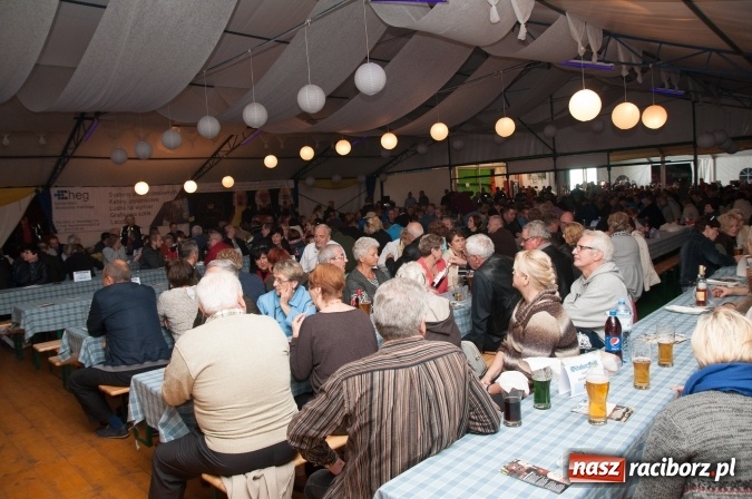 Zdjęcie w galerii na portalu naszraciborz.pl: Oktoberfest w Szymocicach – jak na Bajerach… wiadomości z regionu