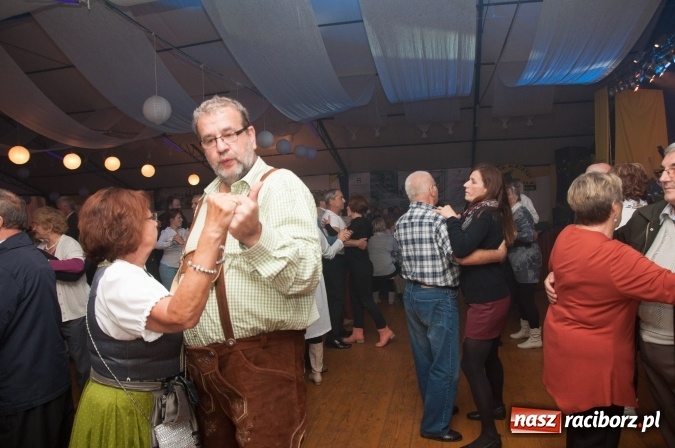 Zdjęcie w galerii na portalu naszraciborz.pl: Oktoberfest w Szymocicach – jak na Bajerach… wiadomości z regionu