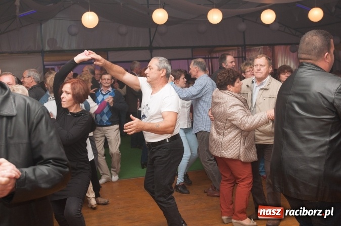 Zdjęcie w galerii na portalu naszraciborz.pl: Oktoberfest w Szymocicach – jak na Bajerach… wiadomości z regionu