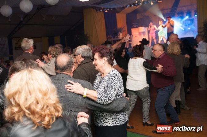 Zdjęcie w galerii na portalu naszraciborz.pl: Oktoberfest w Szymocicach – jak na Bajerach… wiadomości z regionu