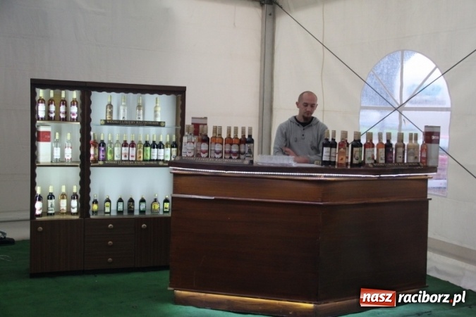 Zdjęcie w galerii na portalu naszraciborz.pl: Oktoberfest w Szymocicach – jak na Bajerach… wiadomości z regionu