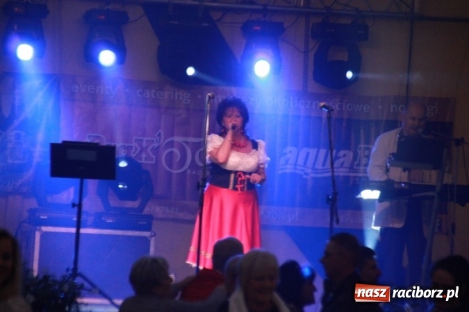 Zdjęcie w galerii na portalu naszraciborz.pl: Oktoberfest w Szymocicach – jak na Bajerach… wiadomości z regionu