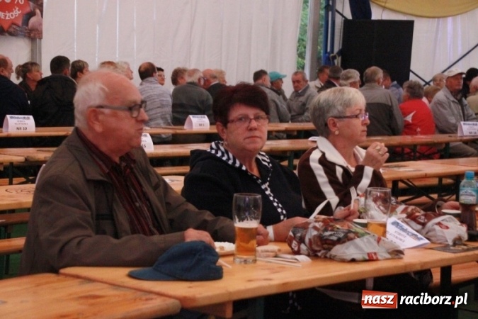 Zdjęcie w galerii na portalu naszraciborz.pl: Oktoberfest w Szymocicach – jak na Bajerach… wiadomości z regionu