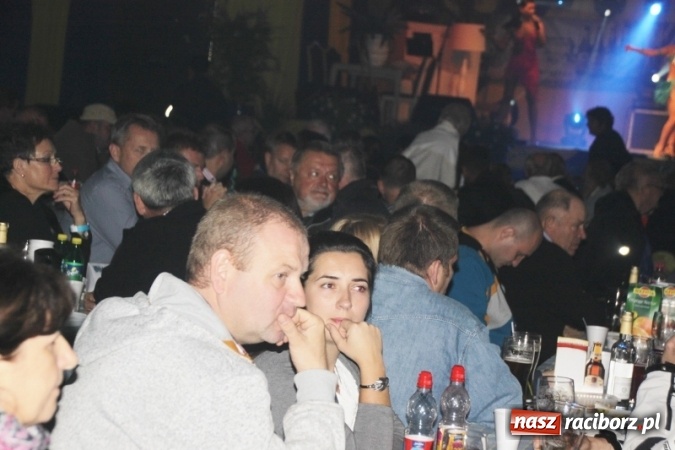 Zdjęcie w galerii na portalu naszraciborz.pl: Oktoberfest w Szymocicach – jak na Bajerach… wiadomości z regionu
