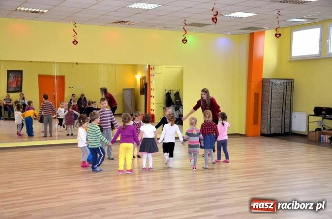 Zdjęcie w galerii na portalu naszraciborz.pl: Nauka tańca dla początkujących w Studio Tańca "La Fiesta" w Raciborzu wiadomości z regionu