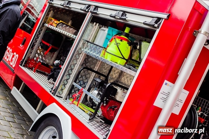 Zdjęcie w galerii na portalu naszraciborz.pl: Pokazy ratownictwa medycznego na Rynku wiadomości z regionu