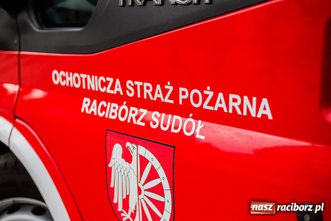 Zdjęcie w galerii na portalu naszraciborz.pl: Pokazy ratownictwa medycznego na Rynku wiadomości z regionu