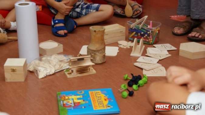 Zdjęcie w galerii na portalu naszraciborz.pl: Radosna edukacja ekologiczna w bibliotece  wiadomości z regionu