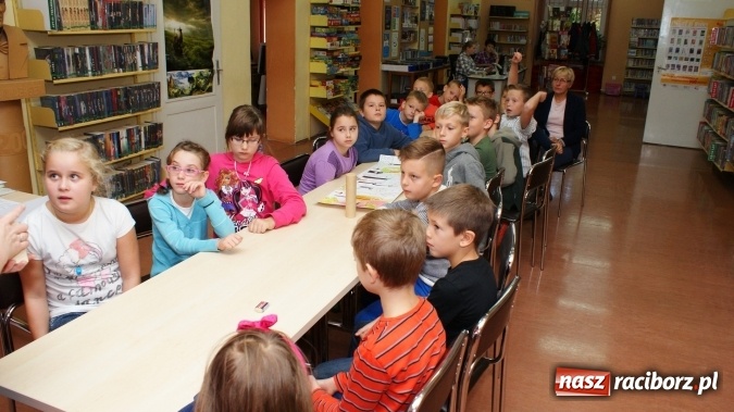 Zdjęcie w galerii na portalu naszraciborz.pl: Radosna edukacja ekologiczna w bibliotece  wiadomości z regionu