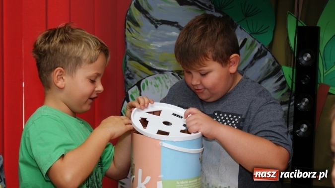 Zdjęcie w galerii na portalu naszraciborz.pl: Radosna edukacja ekologiczna w bibliotece  wiadomości z regionu