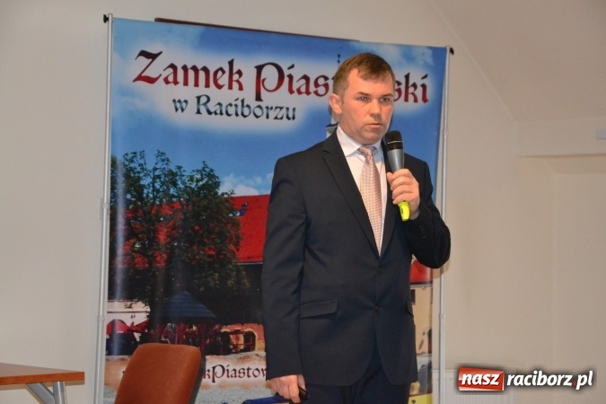 Zdjęcie w galerii na portalu naszraciborz.pl: Korygowanie wad postawy - konferencja na zamku  wiadomości z regionu