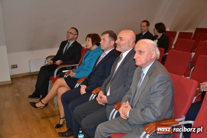 Zdjęcie w galerii na portalu naszraciborz.pl: Korygowanie wad postawy - konferencja na zamku  wiadomości z regionu