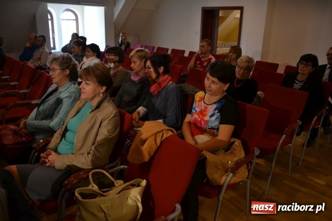 Zdjęcie w galerii na portalu naszraciborz.pl: Korygowanie wad postawy - konferencja na zamku  wiadomości z regionu