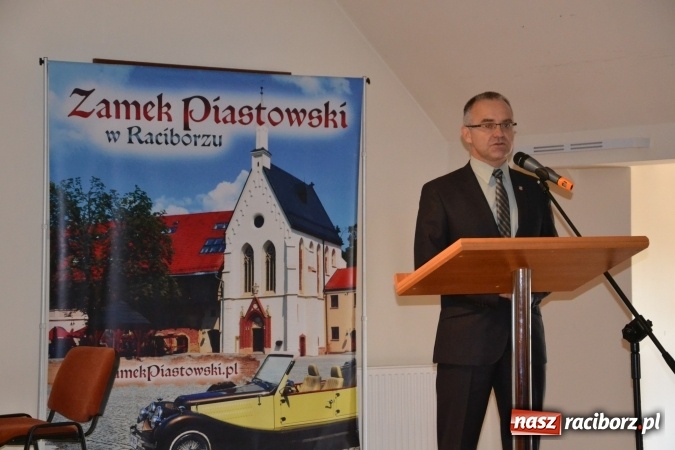 Zdjęcie w galerii na portalu naszraciborz.pl: Korygowanie wad postawy - konferencja na zamku  wiadomości z regionu