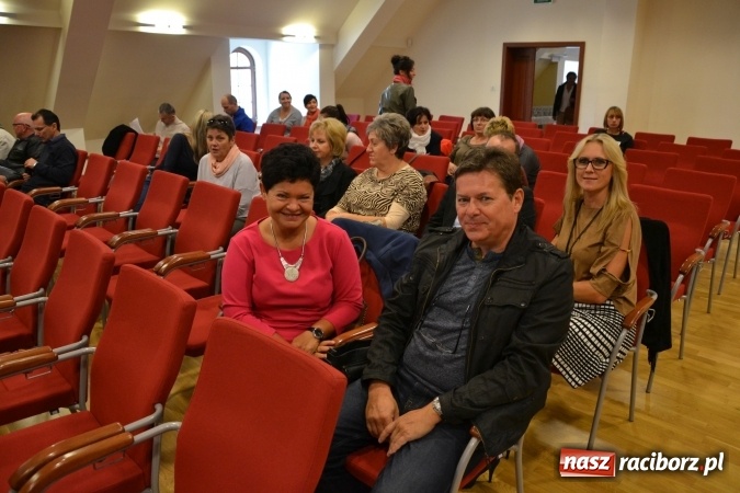 Zdjęcie w galerii na portalu naszraciborz.pl: Korygowanie wad postawy - konferencja na zamku  wiadomości z regionu
