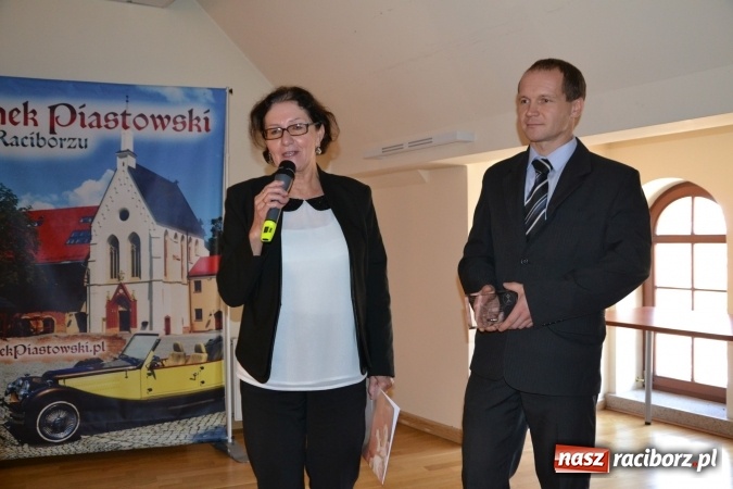 Zdjęcie w galerii na portalu naszraciborz.pl: Korygowanie wad postawy - konferencja na zamku  wiadomości z regionu