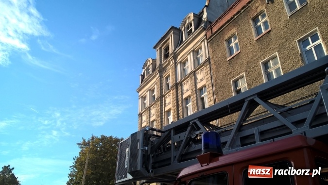 Zdjęcie w galerii na portalu naszraciborz.pl: Pożar mieszkania w kamienicy przy Opawskiej wiadomości z regionu