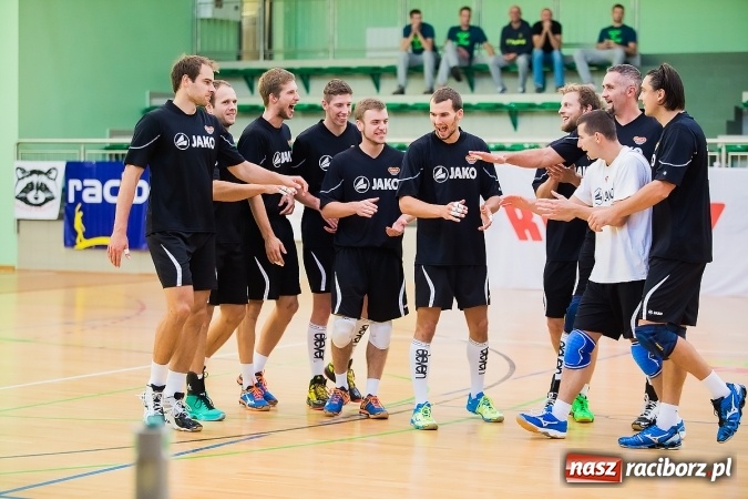 Zdjęcie w galerii na portalu naszraciborz.pl: Emocje i zacięta walka w Arenie Rafako wiadomości z regionu