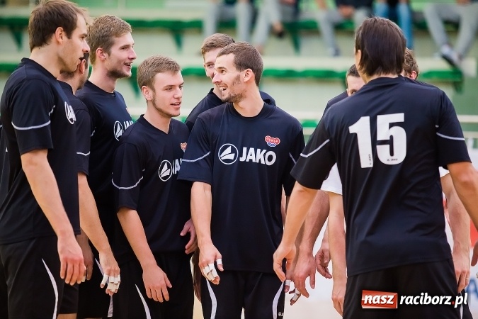 Zdjęcie w galerii na portalu naszraciborz.pl: Emocje i zacięta walka w Arenie Rafako wiadomości z regionu