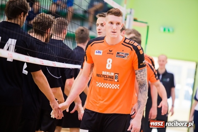 Zdjęcie w galerii na portalu naszraciborz.pl: Emocje i zacięta walka w Arenie Rafako wiadomości z regionu