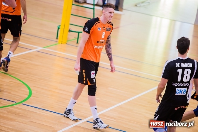 Zdjęcie w galerii na portalu naszraciborz.pl: Emocje i zacięta walka w Arenie Rafako wiadomości z regionu