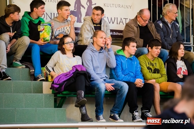 Zdjęcie w galerii na portalu naszraciborz.pl: Emocje i zacięta walka w Arenie Rafako wiadomości z regionu