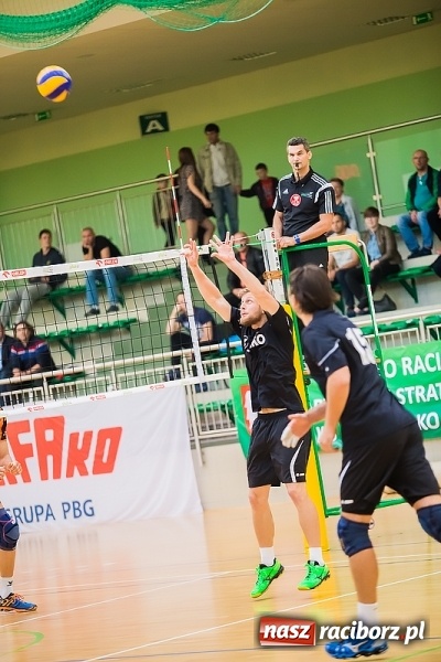 Zdjęcie w galerii na portalu naszraciborz.pl: Emocje i zacięta walka w Arenie Rafako wiadomości z regionu