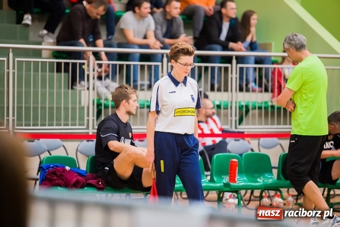 Zdjęcie w galerii na portalu naszraciborz.pl: Emocje i zacięta walka w Arenie Rafako wiadomości z regionu