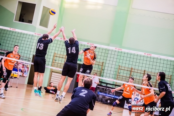 Zdjęcie w galerii na portalu naszraciborz.pl: Emocje i zacięta walka w Arenie Rafako wiadomości z regionu