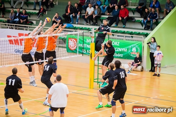 Zdjęcie w galerii na portalu naszraciborz.pl: Emocje i zacięta walka w Arenie Rafako wiadomości z regionu