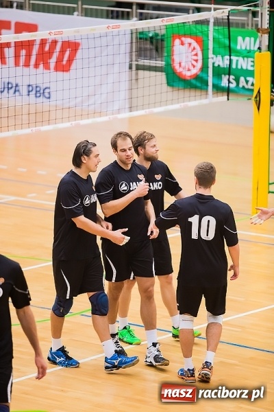 Zdjęcie w galerii na portalu naszraciborz.pl: Emocje i zacięta walka w Arenie Rafako wiadomości z regionu