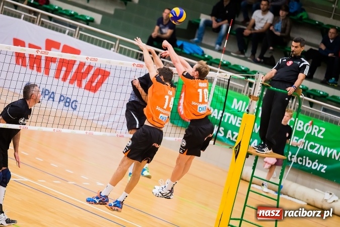 Zdjęcie w galerii na portalu naszraciborz.pl: Emocje i zacięta walka w Arenie Rafako wiadomości z regionu