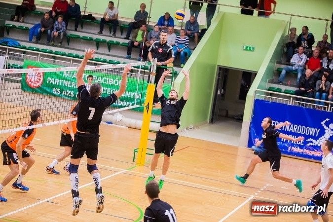 Zdjęcie w galerii na portalu naszraciborz.pl: Emocje i zacięta walka w Arenie Rafako wiadomości z regionu