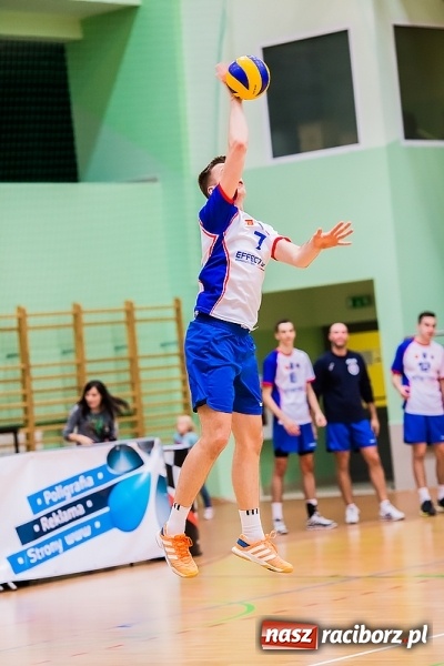 Zdjęcie w galerii na portalu naszraciborz.pl: Emocje i zacięta walka w Arenie Rafako wiadomości z regionu