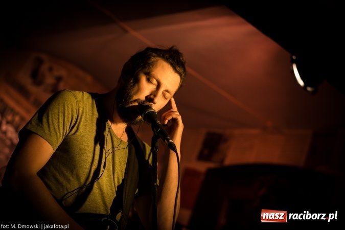 Zdjęcie w galerii na portalu naszraciborz.pl: Leski zagrał na Końcu Świata wiadomości z regionu