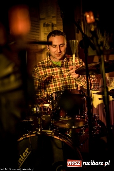 Zdjęcie w galerii na portalu naszraciborz.pl: Leski zagrał na Końcu Świata wiadomości z regionu