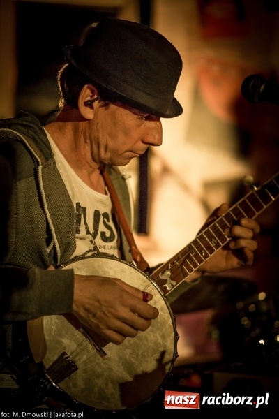 Zdjęcie w galerii na portalu naszraciborz.pl: Leski zagrał na Końcu Świata wiadomości z regionu